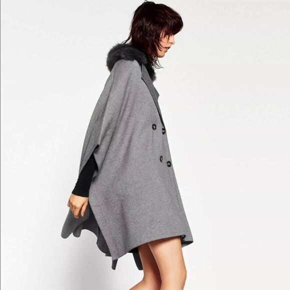 Zara Knit Cape Poncho Faux Fur Collar SMALL - Picture 3 of 13